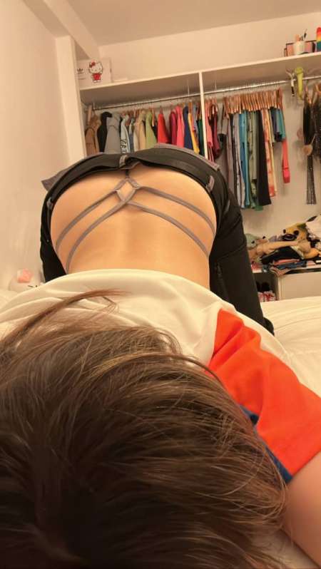 belle femme dispo pour moments coquins